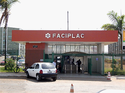 Fachada Faciplac